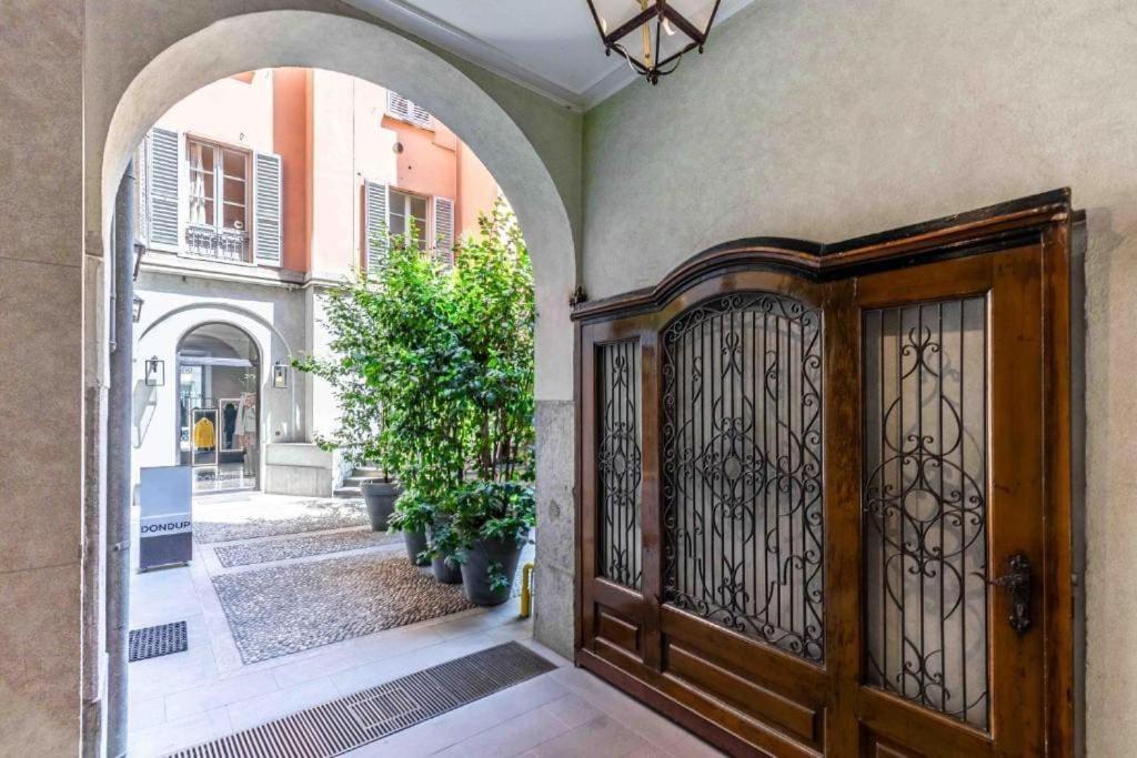 Loft House Via Della Spiga 50 Apartment Milano Exterior foto